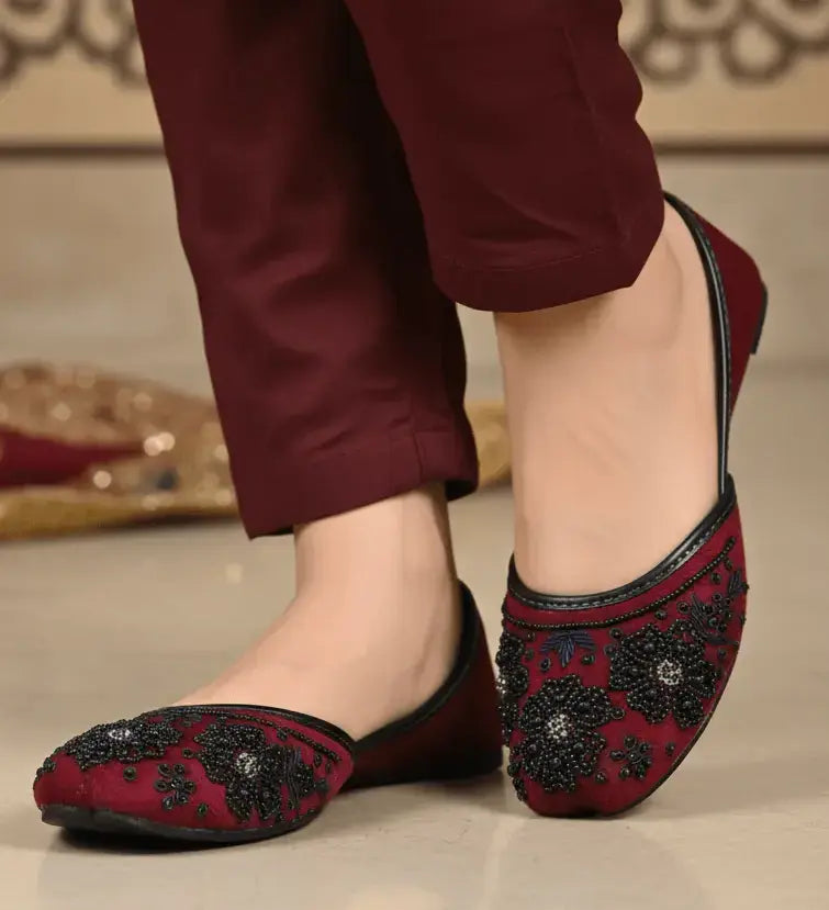 Maroon Fancy Khussa