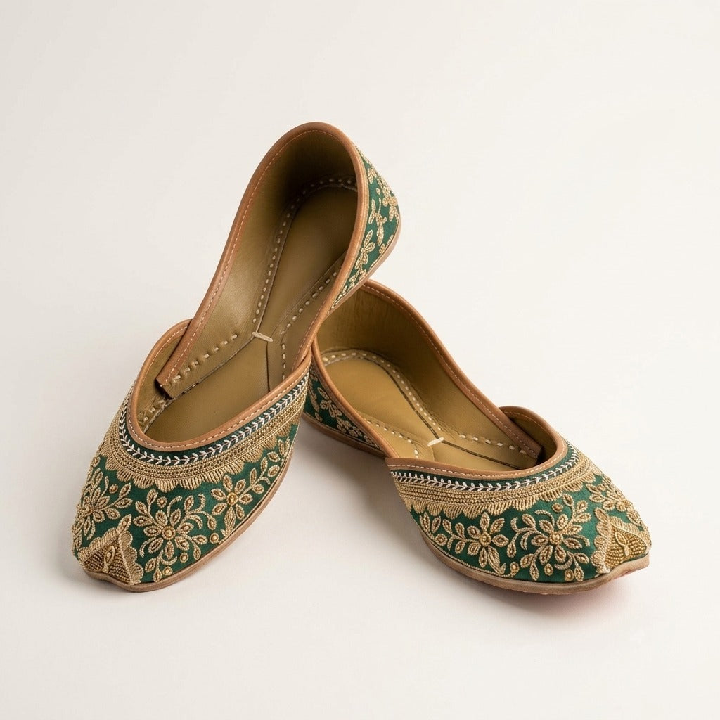 Emerald & Gold – Royal Khussa