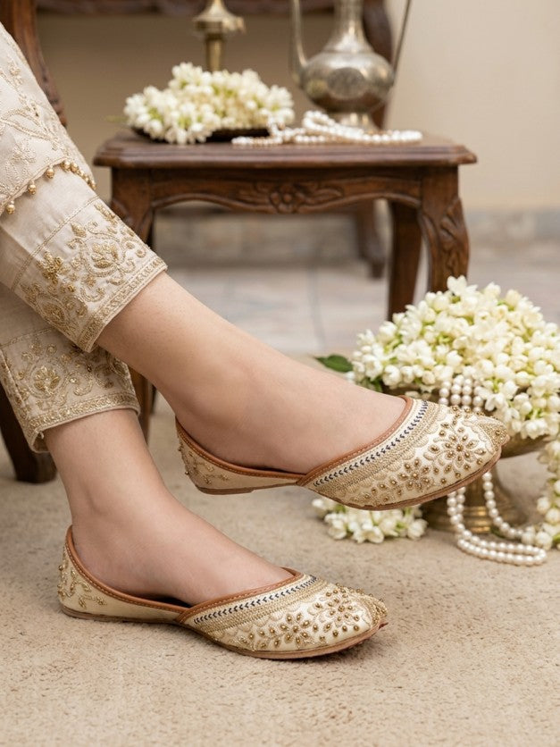 Golden Zari & Pearl Khussa